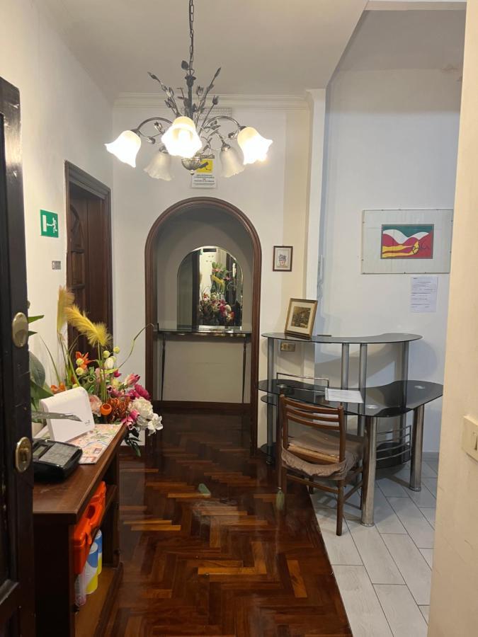 Calatafimi 41 Bed & Breakfast Roma Ngoại thất bức ảnh
